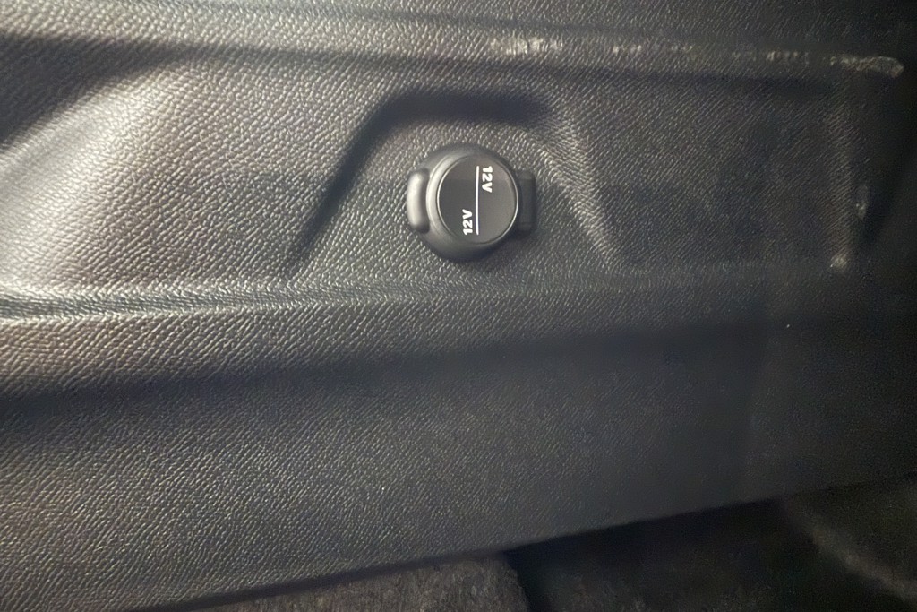 Used Peugeot 3008 2024 for sale - 76934066: Photo 38