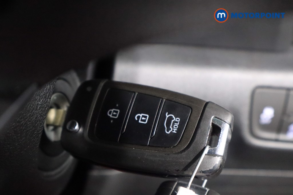 Used Hyundai KONA 2021 for sale - 76949332: Photo 21