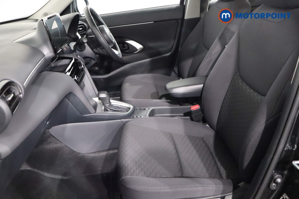 Used Toyota Yaris Cross 2024 for sale - 76344857: Photo 12