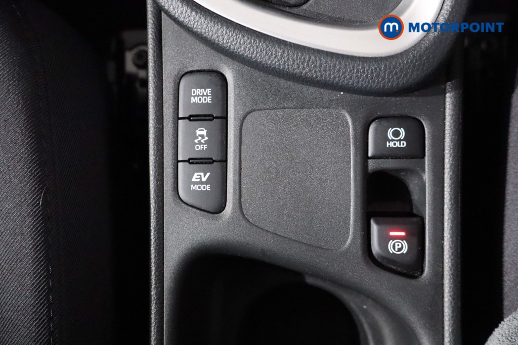 Used Toyota Yaris Cross 2024 for sale - 76344857: Photo 28