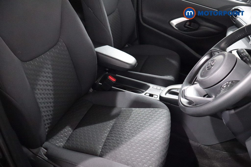 Used Toyota Yaris Cross 2024 for sale - 76344857: Photo 33