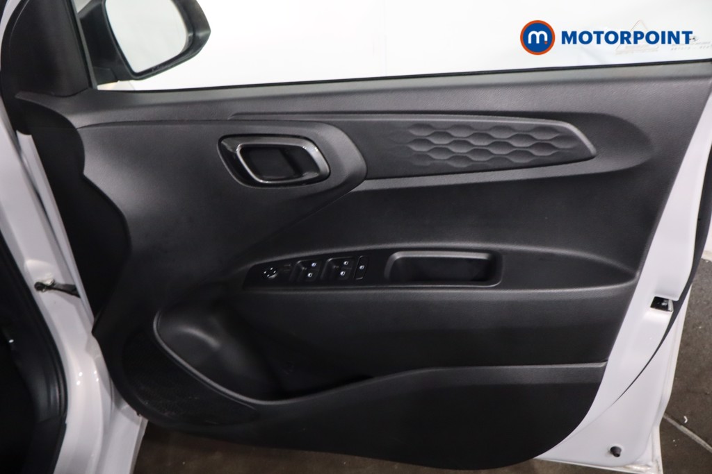 Used Hyundai i10 2024 for sale - 77797120: Photo 30