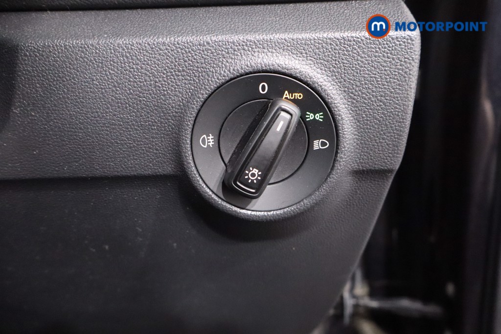 Used Volkswagen T-Roc 2022 for sale - 78043075: Photo 28