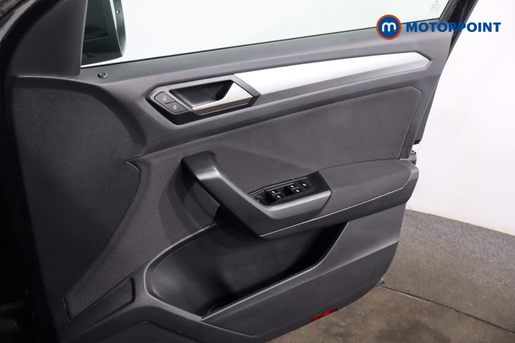 Used Volkswagen T-Roc 2022 for sale - 78043075: Photo 30