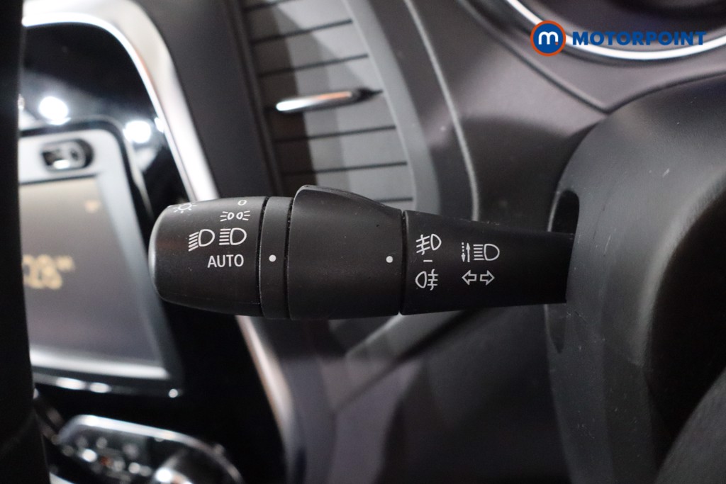 Used Renault Captur 2017 for sale - 76131841: Photo 27
