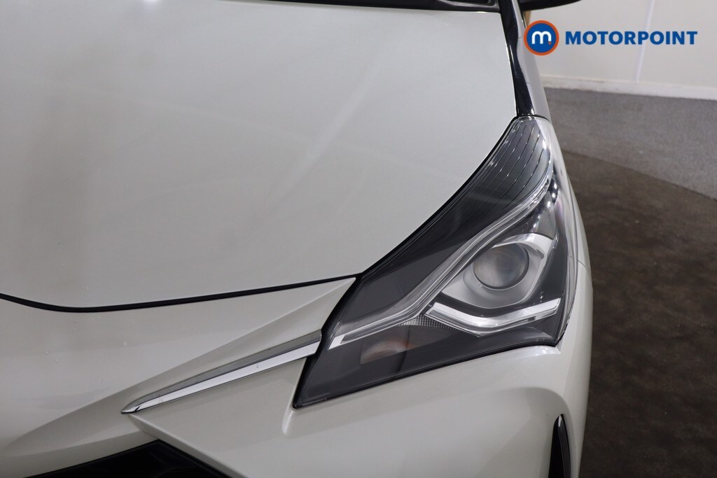 Used Toyota Yaris 2018 for sale - 76394817: Photo 32