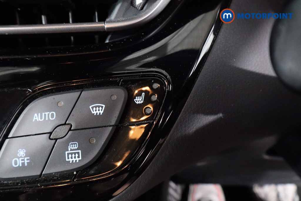 Used Toyota C-HR 2022 for sale - 76577690: Photo 15