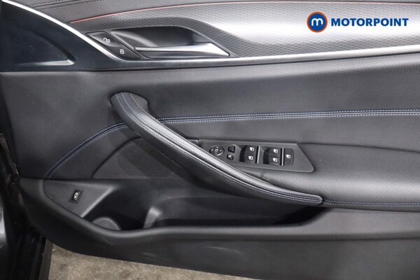 Used BMW 5 Series 2022 for sale - 76076888: Photo 32