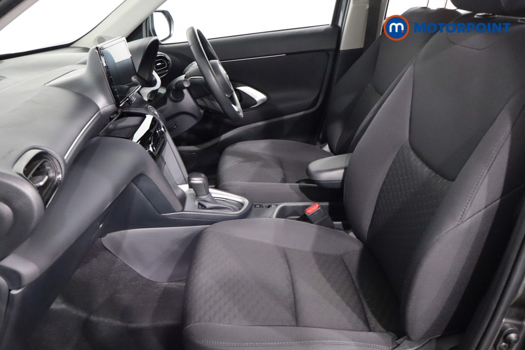 Used Toyota Yaris Cross 2024 for sale - 76394707: Photo 12