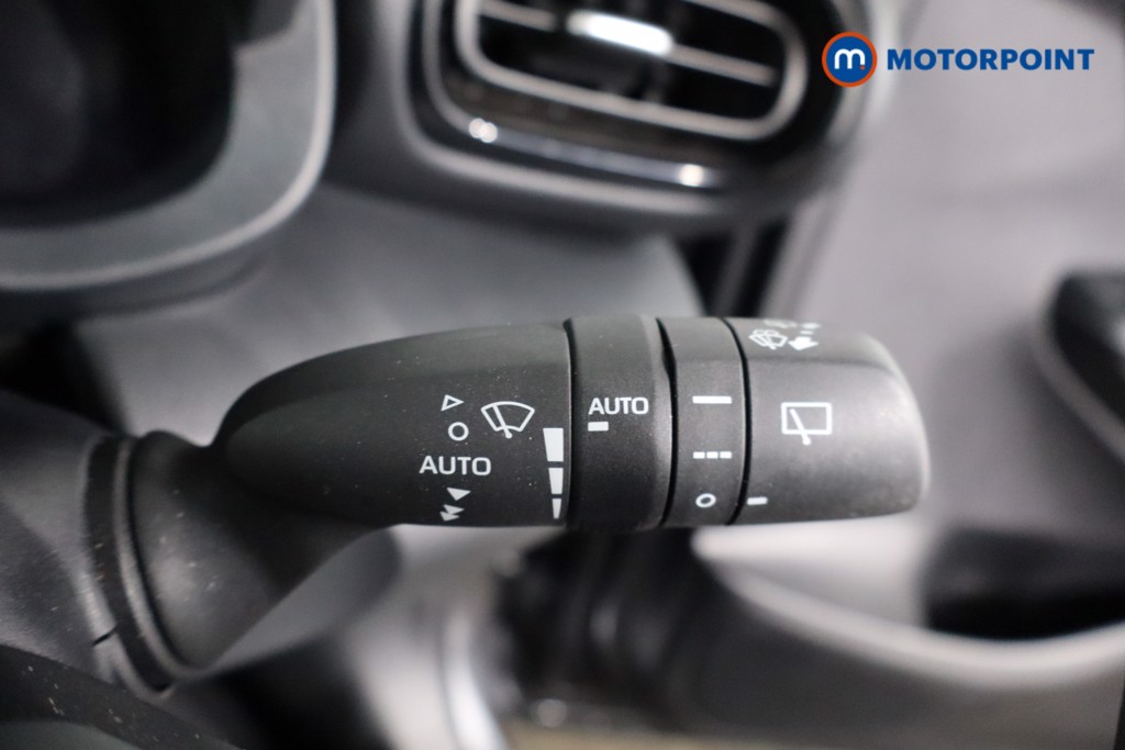 Used Toyota Yaris Cross 2024 for sale - 76394707: Photo 26