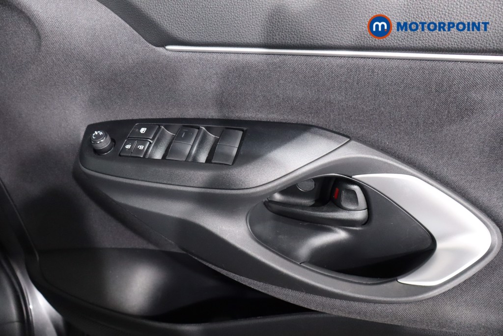 Used Toyota Yaris Cross 2024 for sale - 76394707: Photo 29