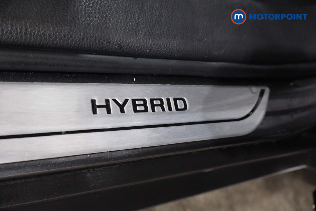 Used Toyota Yaris Cross 2024 for sale - 76394707: Photo 30