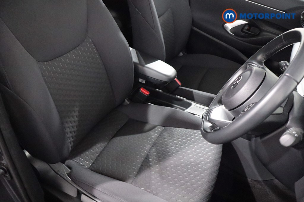 Used Toyota Yaris Cross 2024 for sale - 76394707: Photo 32