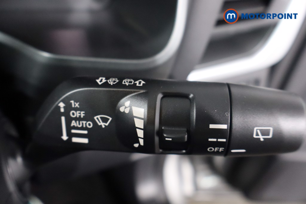 Used Nissan Qashqai for sale - 76554660: Photo 28