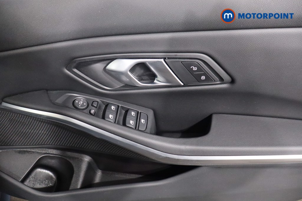 Used BMW 3 Series 2025 for sale - 76758331: Photo 31