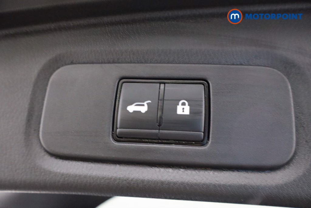 Used Nissan Qashqai 2023 for sale - 77691858: Photo 47