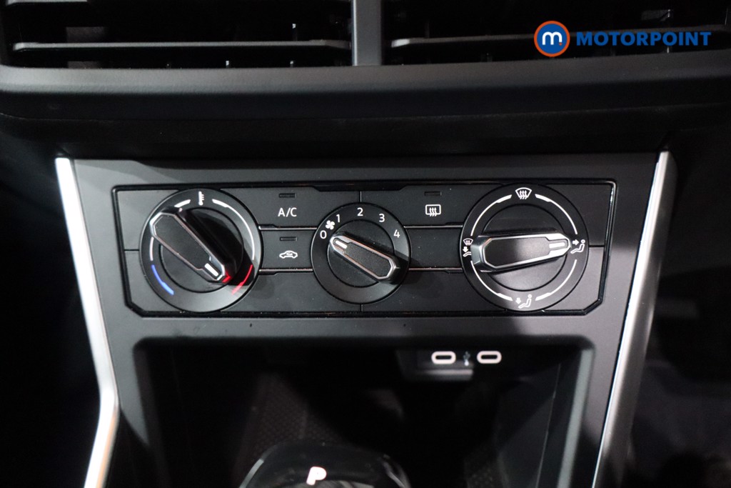 Used Volkswagen Polo 2024 for sale - 76394824: Photo 24