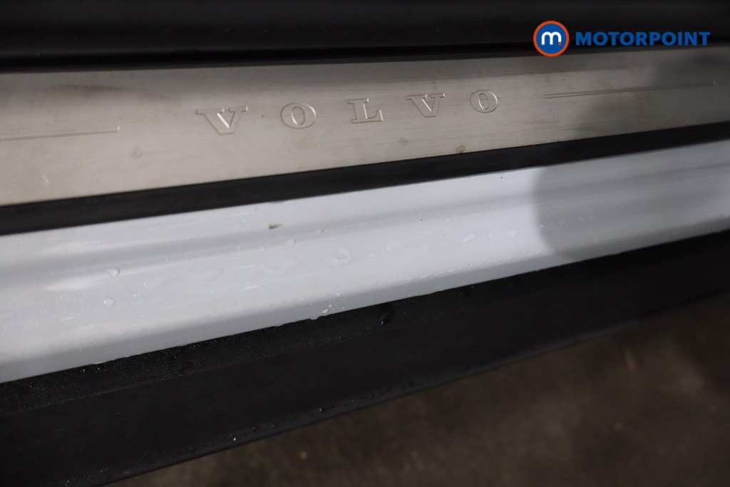 Used Volvo XC40 2021 for sale - 76332983: Photo 30