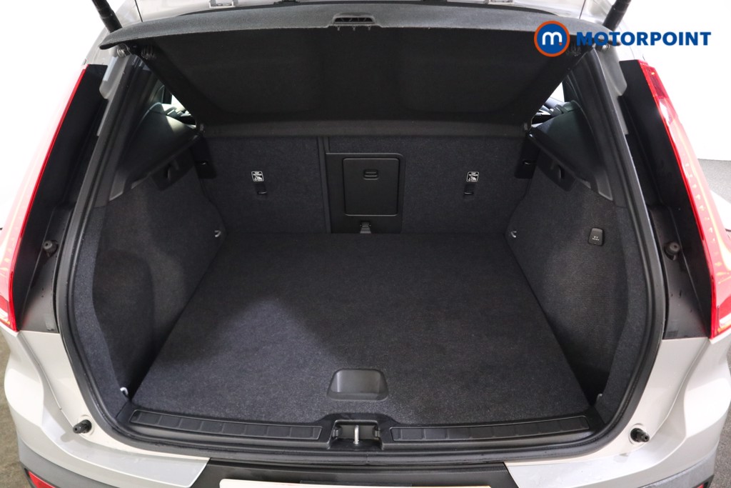 Used Volvo XC40 2023 for sale - 76734582: Photo 20