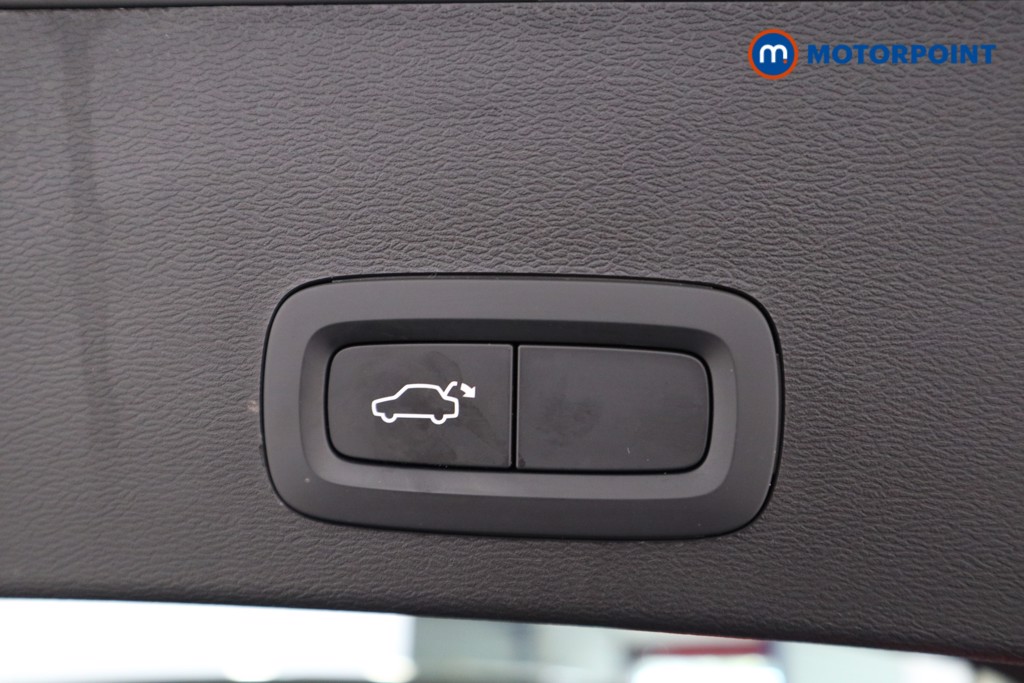 Used Volvo XC40 2023 for sale - 76734582: Photo 21