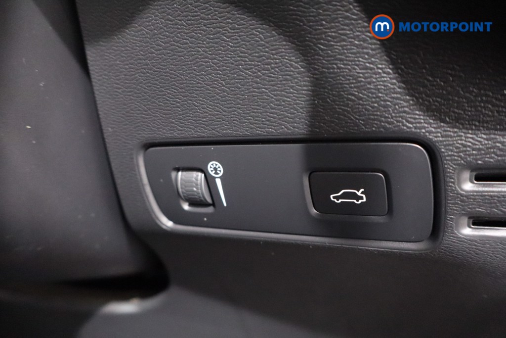 Used Volvo XC40 2021 for sale - 77297563: Photo 25