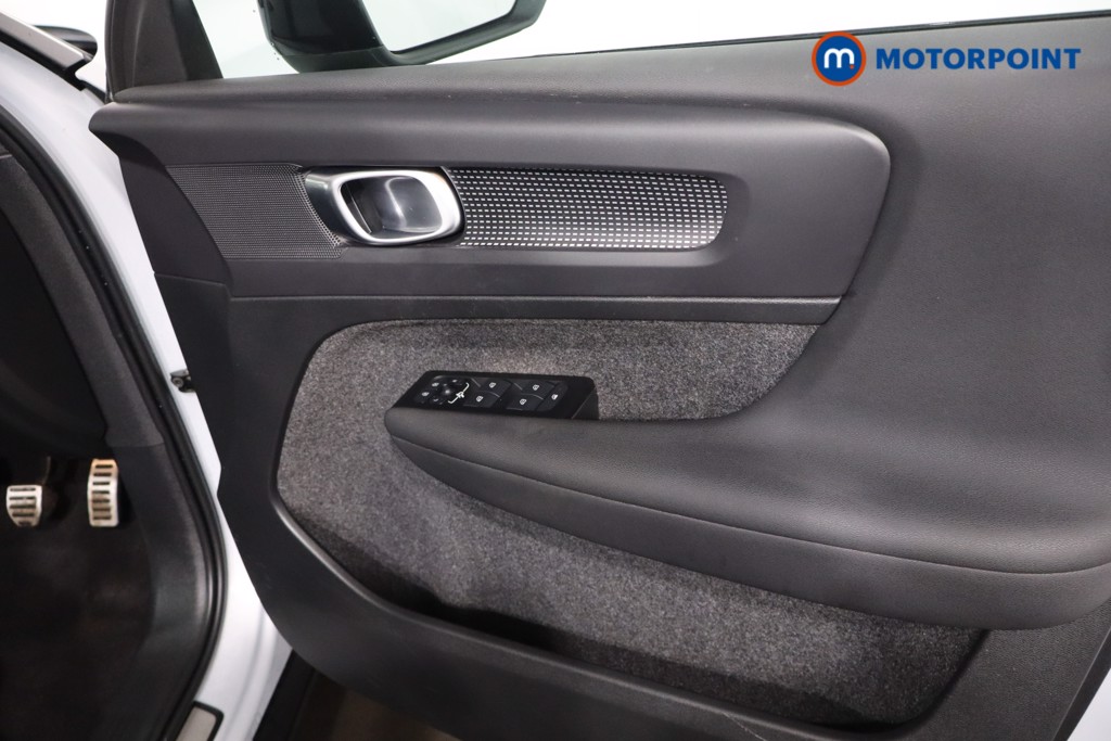 Used Volvo XC40 2021 for sale - 77297563: Photo 32