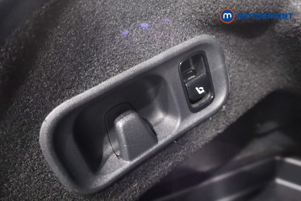 Used Mercedes-Benz C Class 2023 for sale - 75957285: Photo 45
