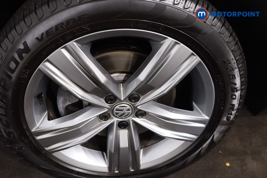 Used Volkswagen Tiguan 2019 for sale - 77676800: Photo 19