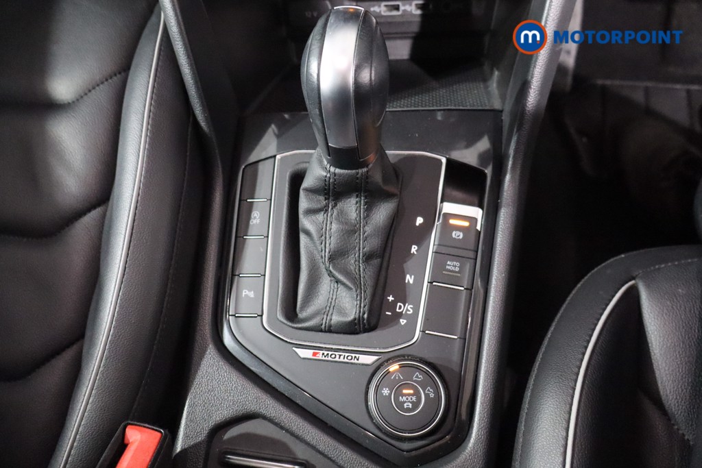 Used Volkswagen Tiguan 2019 for sale - 77676800: Photo 25