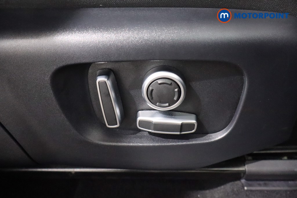 Used Land Rover Discovery Sport 2021 for sale - 76819511: Photo 32