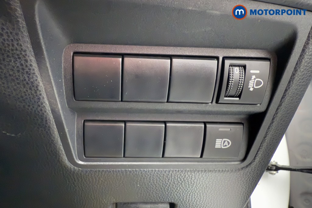 Used Mazda Mazda2 HYBRID 2023 for sale - 76670143: Photo 24