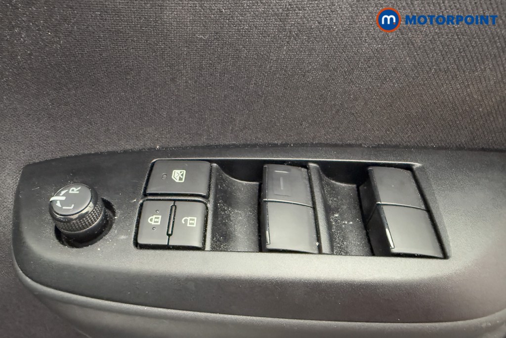 Used Mazda Mazda2 HYBRID 2023 for sale - 76670143: Photo 26