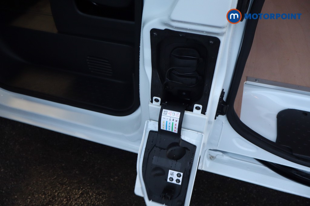 Used Renault Trafic 2025 for sale - 77270374: Photo 36