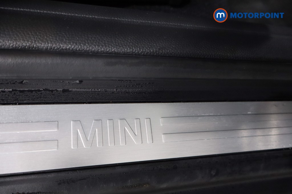 Used MINI Hatch 2018 for sale - 76319829: Photo 32