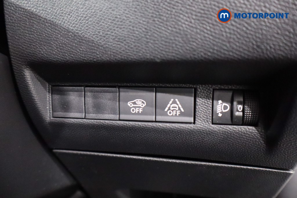 Used Peugeot 2008 2022 for sale - 77545995: Photo 25