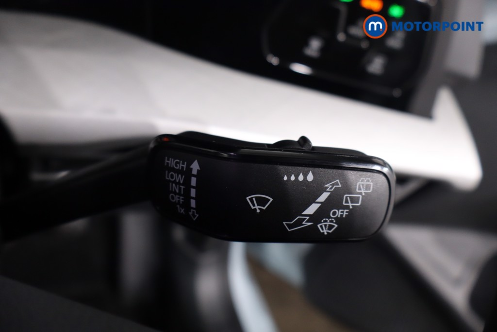 Used Volkswagen Golf 2025 for sale - 78144004: Photo 23