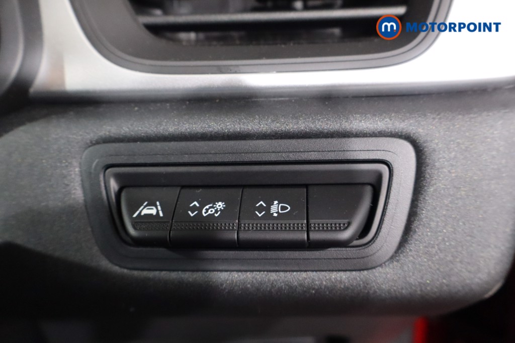 Used Renault Captur 2024 for sale - 76933911: Photo 18