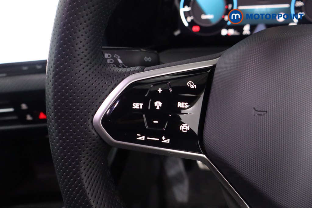 Used Volkswagen Golf 2024 for sale - 77312801: Photo 15