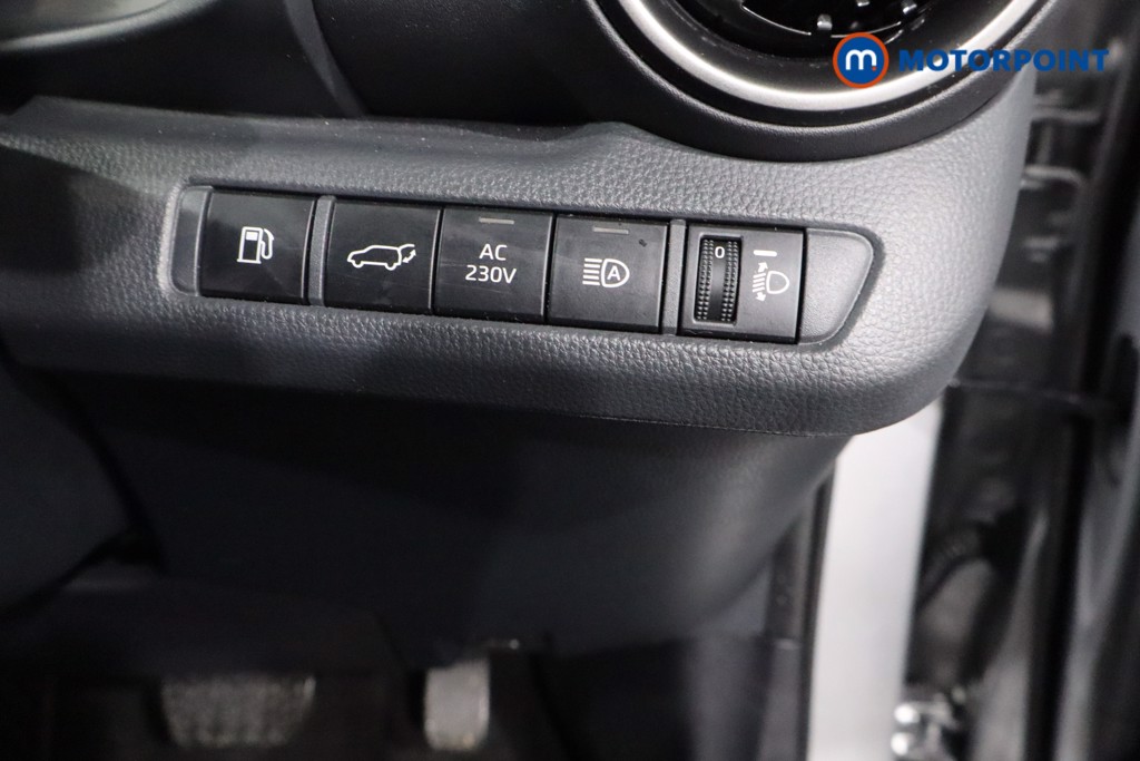 Used Toyota C-HR 2024 for sale - 77641594: Photo 29