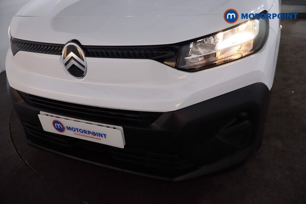 Used Citroen Berlingo 2025 for sale - 76118016: Photo 36
