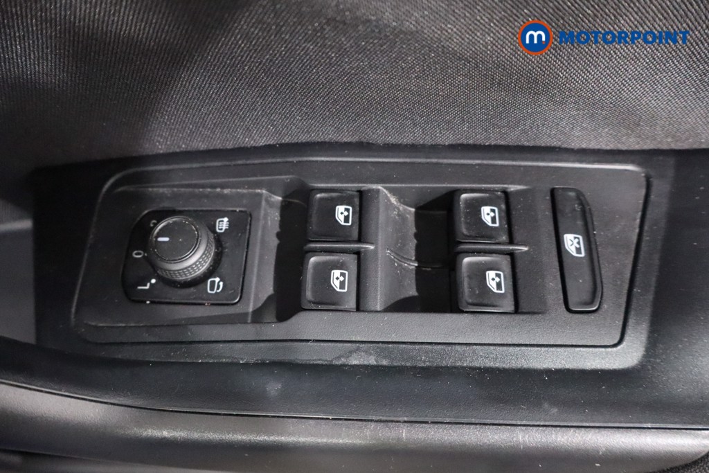 Used Volkswagen T-Roc 2023 for sale - 76460834: Photo 25