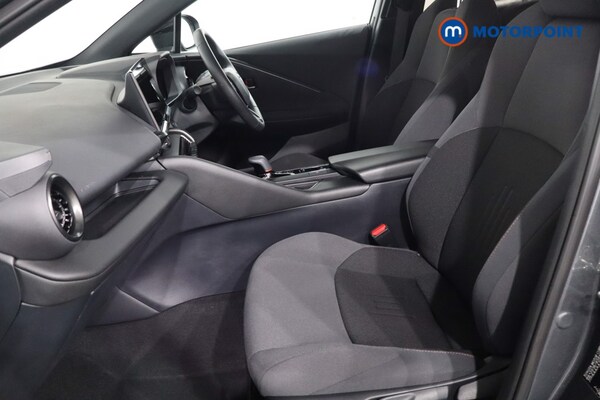 Used Toyota C-HR 2023 for sale - 76056295: Photo 12