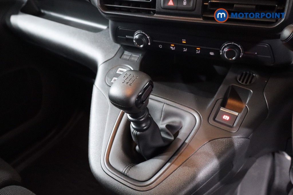 Used Peugeot Partner 2025 for sale - 77914196: Photo 27