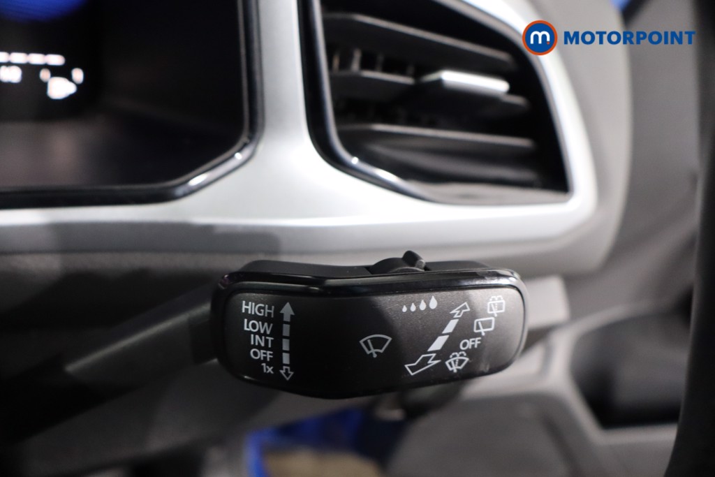 Used Volkswagen T-Roc 2022 for sale - 76364220: Photo 26