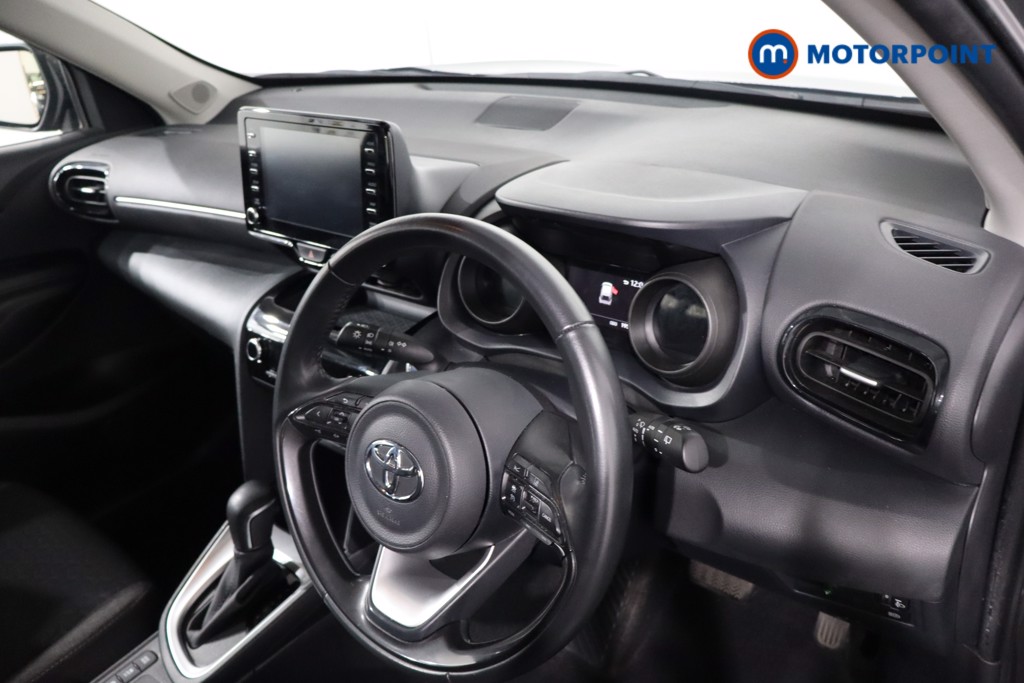 Used Toyota Yaris Cross 2024 for sale - 76317036: Photo 30