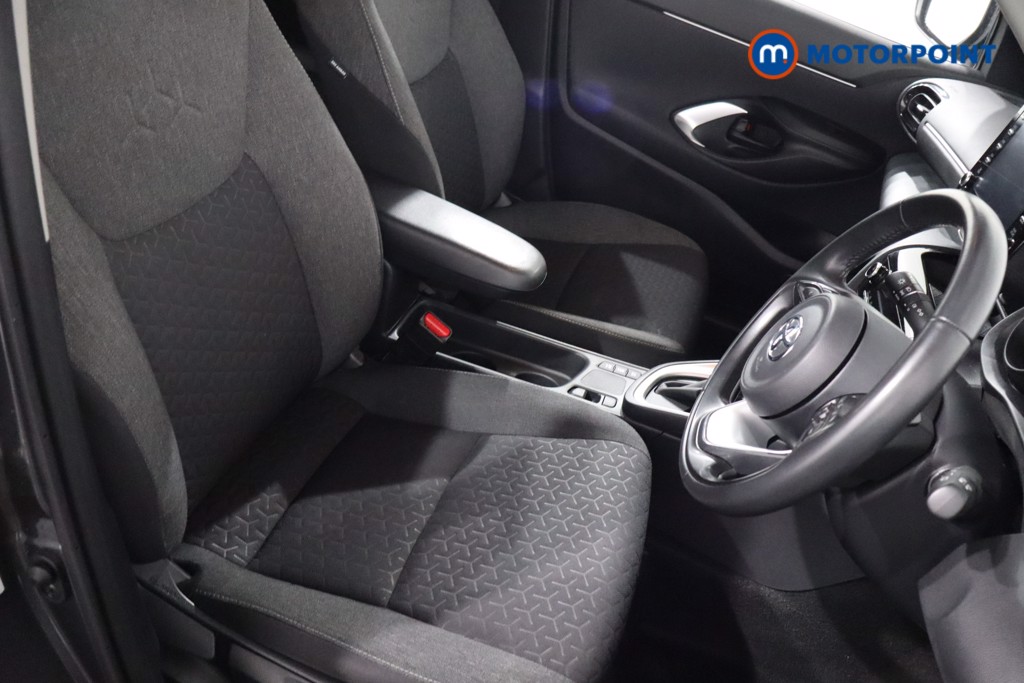 Used Toyota Yaris Cross 2024 for sale - 76317036: Photo 31