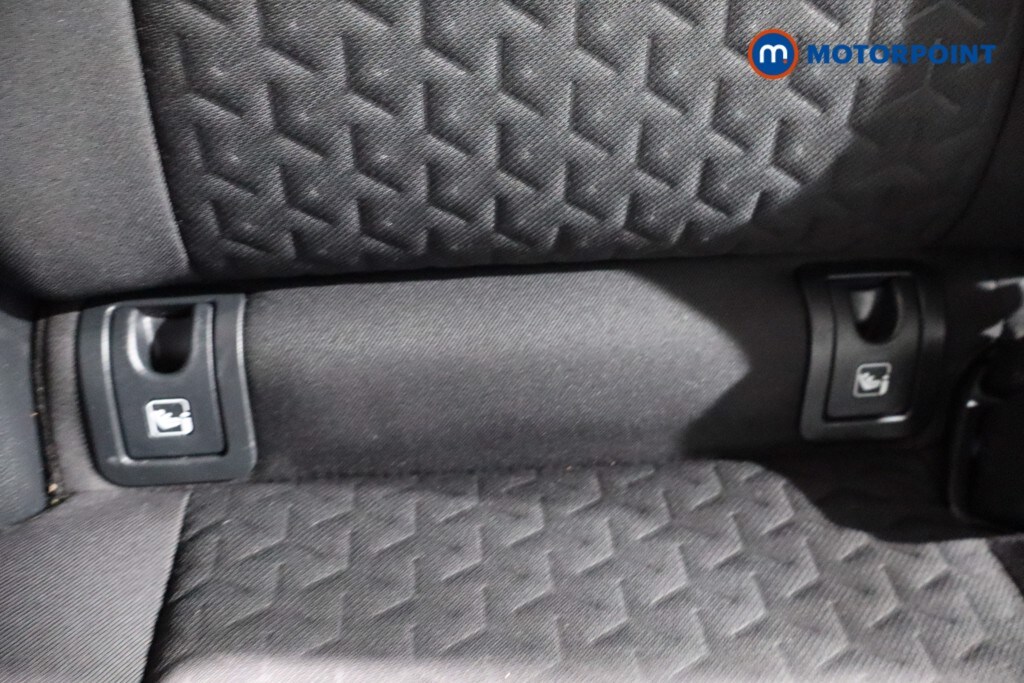 Used Toyota Yaris Cross 2024 for sale - 76317036: Photo 32