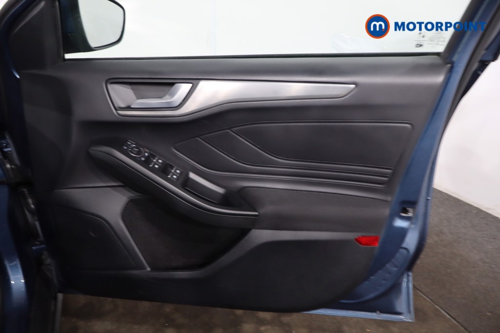 Used Ford Focus 2023 for sale - 78177004: Photo 33