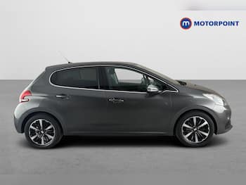 Used Peugeot 208 2019 for sale - 79611999: Photo