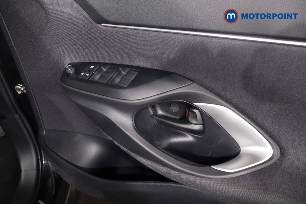 Used Toyota Yaris Cross 2023 for sale - 77180181: Photo 32